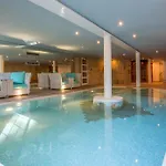 Chateau Le Clos Hotel 4*