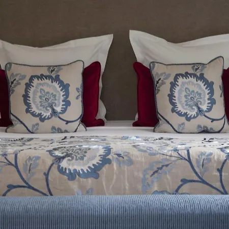 Chateau Le Clos 4*