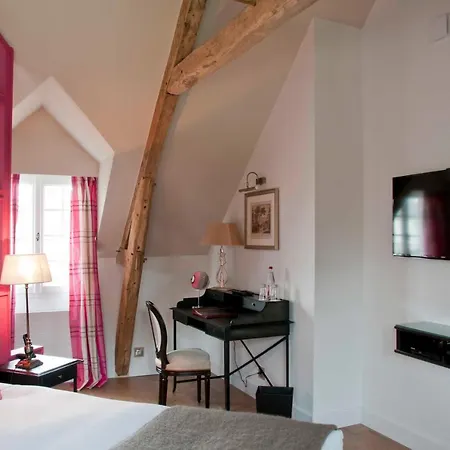 Chateau Le Clos 4*