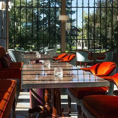 Chateau Le Clos Hotell
